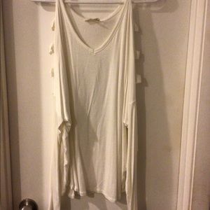 Zenana outfitters long sleeve large white shirt.